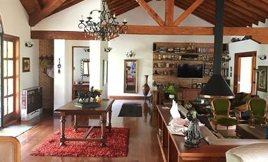 PR18663 Casa Amoblada en arriendo en el sector Altos del Escobero