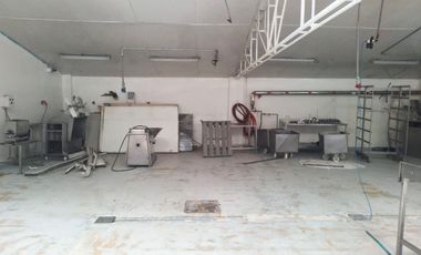 PR19076 Bodega en venta en Guayabal