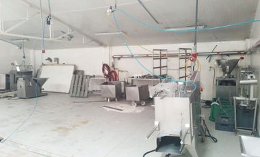 PR19076 Bodega en venta en Guayabal