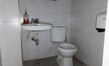 PR19076 Bodega en venta en Guayabal