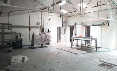 PR19076 Bodega en venta en Guayabal