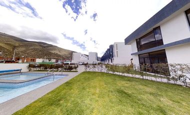 CASA DE VENTA EN MITAD DEL MUNDO, NORTE DE QUITO