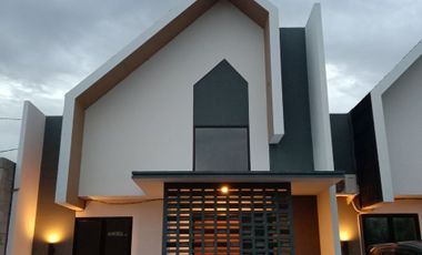 Rumah Inar. Gunung Sindur, Baru MEZZANINE Harga Murah Mewah Minimalis Exclusive di Bogor Jual Dijual