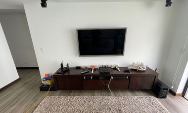 EXCLUSIVA CASA DE VENTA EN URBANIZACIÓN ALGARROBOS DE LA VIÑA TUMBACO!!