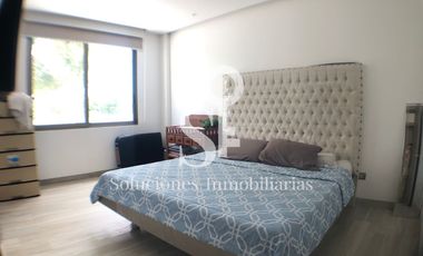 Casa con piscina en venta en urbanización sector sur, Manta Ecuador