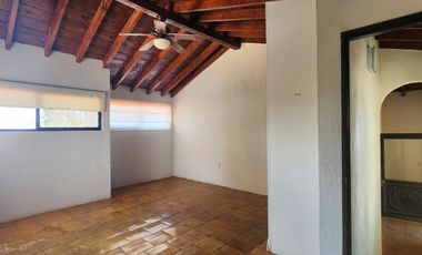 Casa en venta con alberca en Ixtapan de la Sal en Residencial Cipres