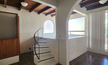 Casa en venta con alberca en Ixtapan de la Sal en Residencial Cipres