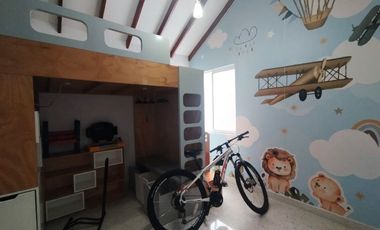 15A37 Casa en venta en el sector Castropol