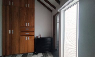 15A37 Casa en venta en el sector Castropol