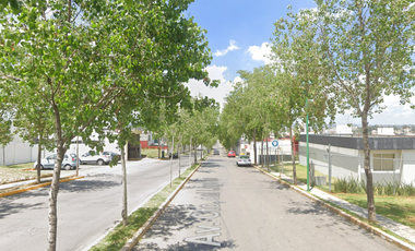 OPORTUNIDAD UNICA DE CASA EN FRACCIONAMIENTO EL LAGO RESIDENCIAL