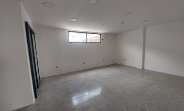 Kennedy Norte, Se renta excelente Casa 3 dormitorios