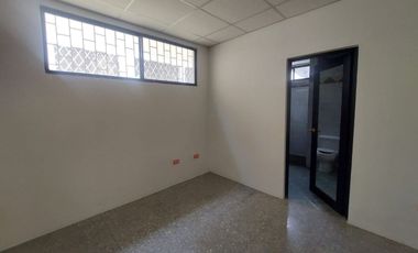 Kennedy Norte, Se renta excelente Casa 3 dormitorios