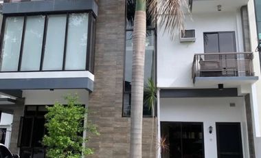 For Rent Town House in Taguig