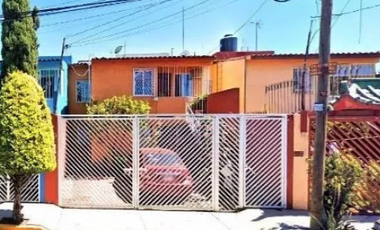 Casa en venta en Miguel Hidalgo, Tlahuac, Br10