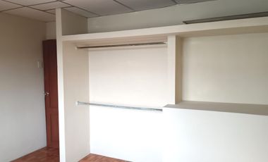 Casa rentera de venta en Sauces 5, 3 departamentos y 1 local.
