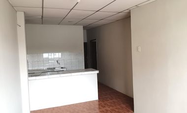 Casa rentera de venta en Sauces 5, 3 departamentos y 1 local.