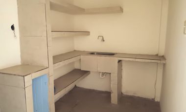 Casa rentera de venta en Sauces 5, 3 departamentos y 1 local.