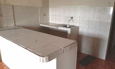 Casa rentera de venta en Sauces 5, 3 departamentos y 1 local.