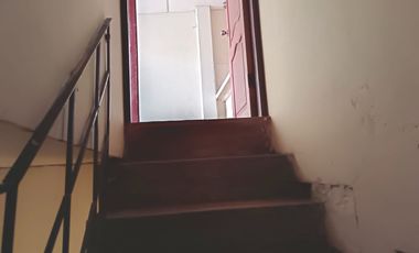 Casa rentera de venta en Sauces 5, 3 departamentos y 1 local.