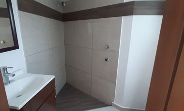 EDIFICIO EN VENTA EN ZAPOPAN LUJOSO 3 DEPARTAMENTOS, UN LOFT POR PISO Y UNA OFICINA