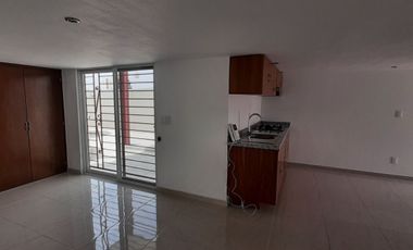 EDIFICIO EN VENTA EN ZAPOPAN LUJOSO 3 DEPARTAMENTOS, UN LOFT POR PISO Y UNA OFICINA