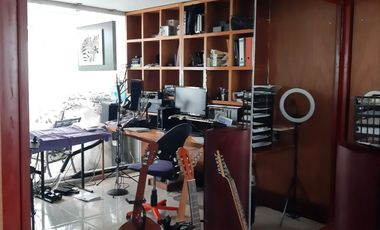 EDIFICIO EN VENTA EN ZAPOPAN LUJOSO 3 DEPARTAMENTOS, UN LOFT POR PISO Y UNA OFICINA