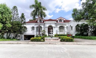 7 Bedroom House and Lot For Sale