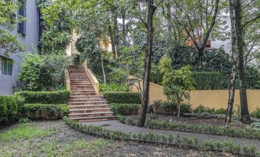 Casa en Venta BOSQUES DE LAS LOMAS, Zona muy Exclusiva, Vigilancia 24/7