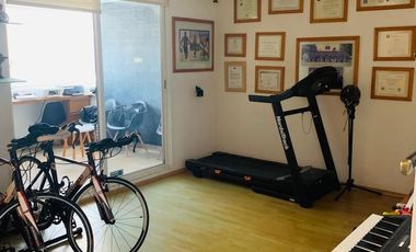 Casa en venta en Bosque esmeralda, Impecable, con alberca