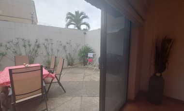 Samborondon, Renta de linda casa 3 dormitorios amoblada