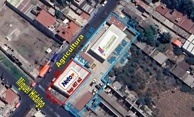 SE VENDE TERRENO CON NAVES INDUSTRIALES