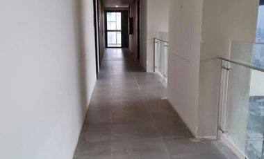 RESALE BASE LINE PREMIER, THE RESIDENTIAL TOWER OF THE NEW BASE LINE CENTER RIGHT ALONG JUANA OSMENA STREET, CEBU CITY