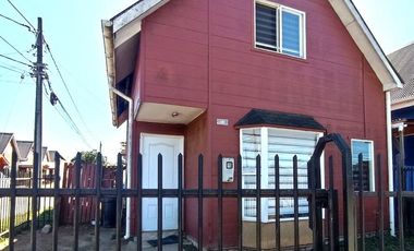Los Torreones, casa esquina  $ 125.000.000.