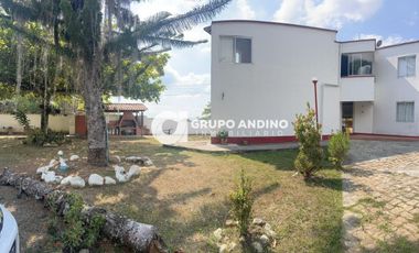 Se Vende Cabaña en el Conjunto Villas de Guadalquivir - Floridablanca