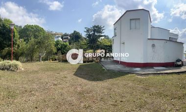 Se Vende Cabaña en el Conjunto Villas de Guadalquivir - Floridablanca