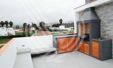 DE ESTRENO: CASA AMOBLADA EN CONDOMINIO DE CHOCAYA KM 92.5 (Campo y playa)