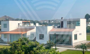 DE ESTRENO: CASA AMOBLADA EN CONDOMINIO DE CHOCAYA KM 92.5 (Campo y playa)
