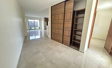 SE RENTA CASA ARGENTA RESIDENCIAL ZONA SAN ISIDRO $25,000.00
