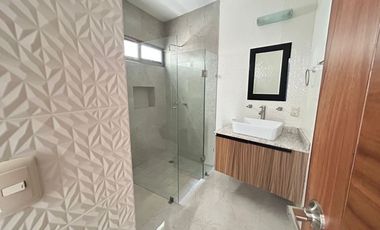 SE RENTA CASA ARGENTA RESIDENCIAL ZONA SAN ISIDRO $25,000.00