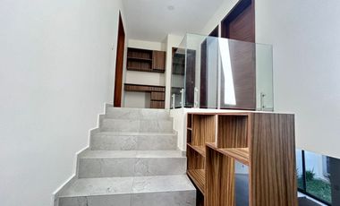 SE RENTA CASA ARGENTA RESIDENCIAL ZONA SAN ISIDRO $25,000.00