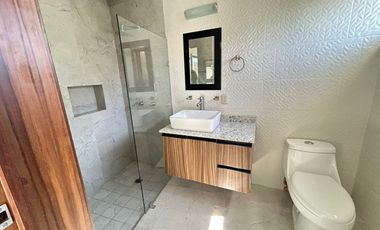 SE RENTA CASA ARGENTA RESIDENCIAL ZONA SAN ISIDRO $25,000.00