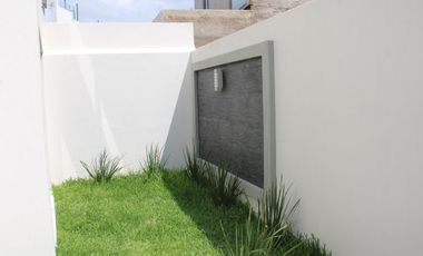 SE RENTA CASA ARGENTA RESIDENCIAL ZONA SAN ISIDRO $25,000.00