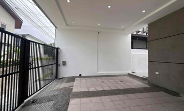 MODERN HOUSE FOR SALE NEAR KOREAN TOWN