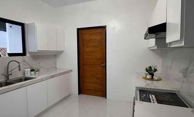 MODERN HOUSE FOR SALE NEAR KOREAN TOWN