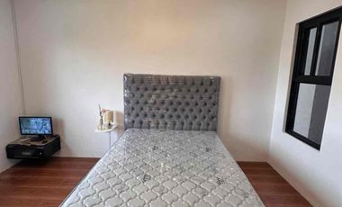 MODERN HOUSE FOR SALE NEAR KOREAN TOWN
