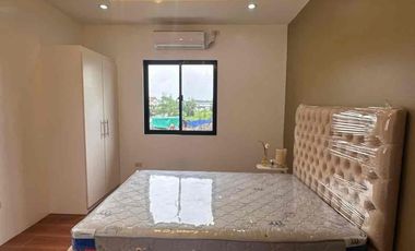 MODERN HOUSE FOR SALE NEAR KOREAN TOWN