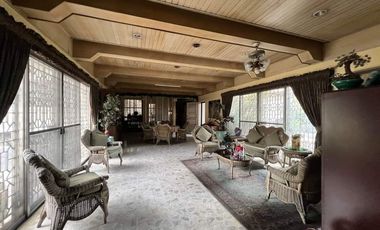 FOR SALE: HOUSE AND LOT IN COLUMBIA STREET GREENHILLS EAST