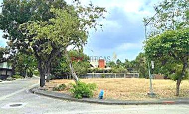 Corner Lot in Ayala Alabang Village