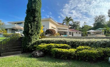 SE ALQUILA FINCA EN COPACABANA PARA TEMPORADA