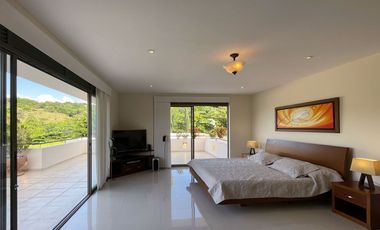 SE ALQUILA FINCA EN COPACABANA PARA TEMPORADA